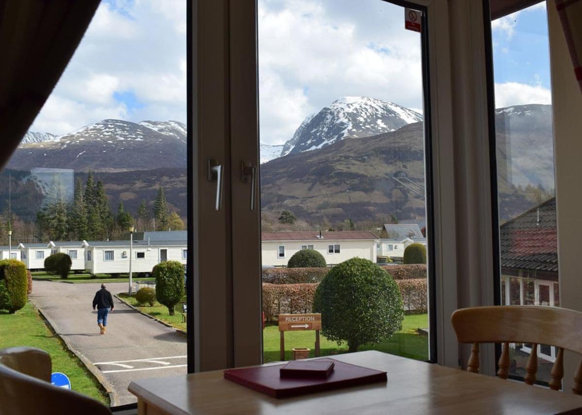 Ben Nevis Holiday Park Banavie Екстер'єр фото